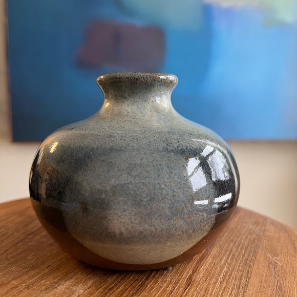 Vintage Pottery Craft bud vase - Picture 3 of 5